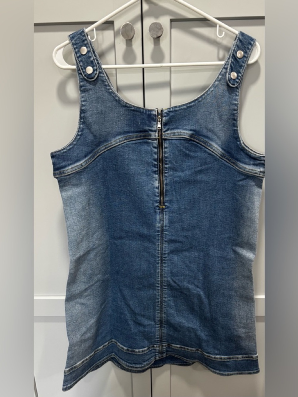Pilcro Denim Shift Dress  NWT Size Medium Retail$148 Sold Out - Picture 6 of 9